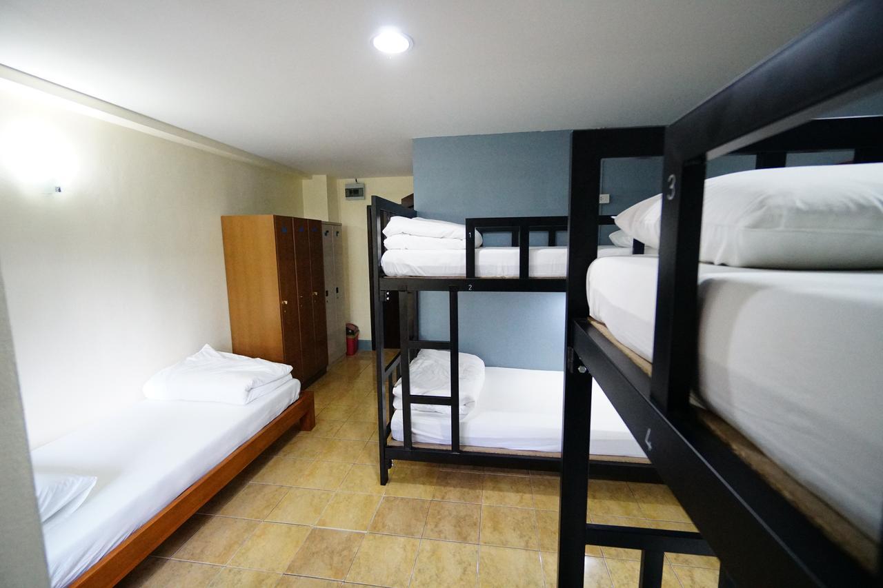 Just Sleep @Box Hostel Chiang Mai Buitenkant foto
