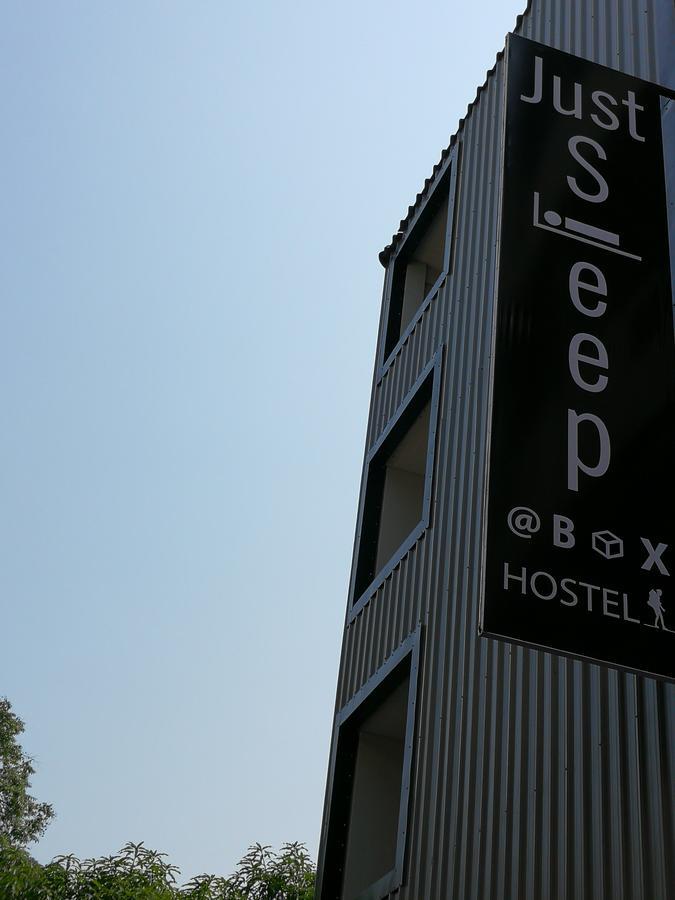 Just Sleep @Box Hostel Chiang Mai Buitenkant foto