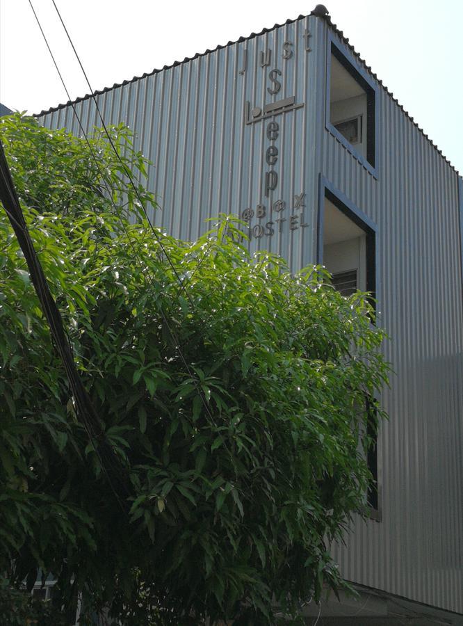 Just Sleep @Box Hostel Chiang Mai Buitenkant foto