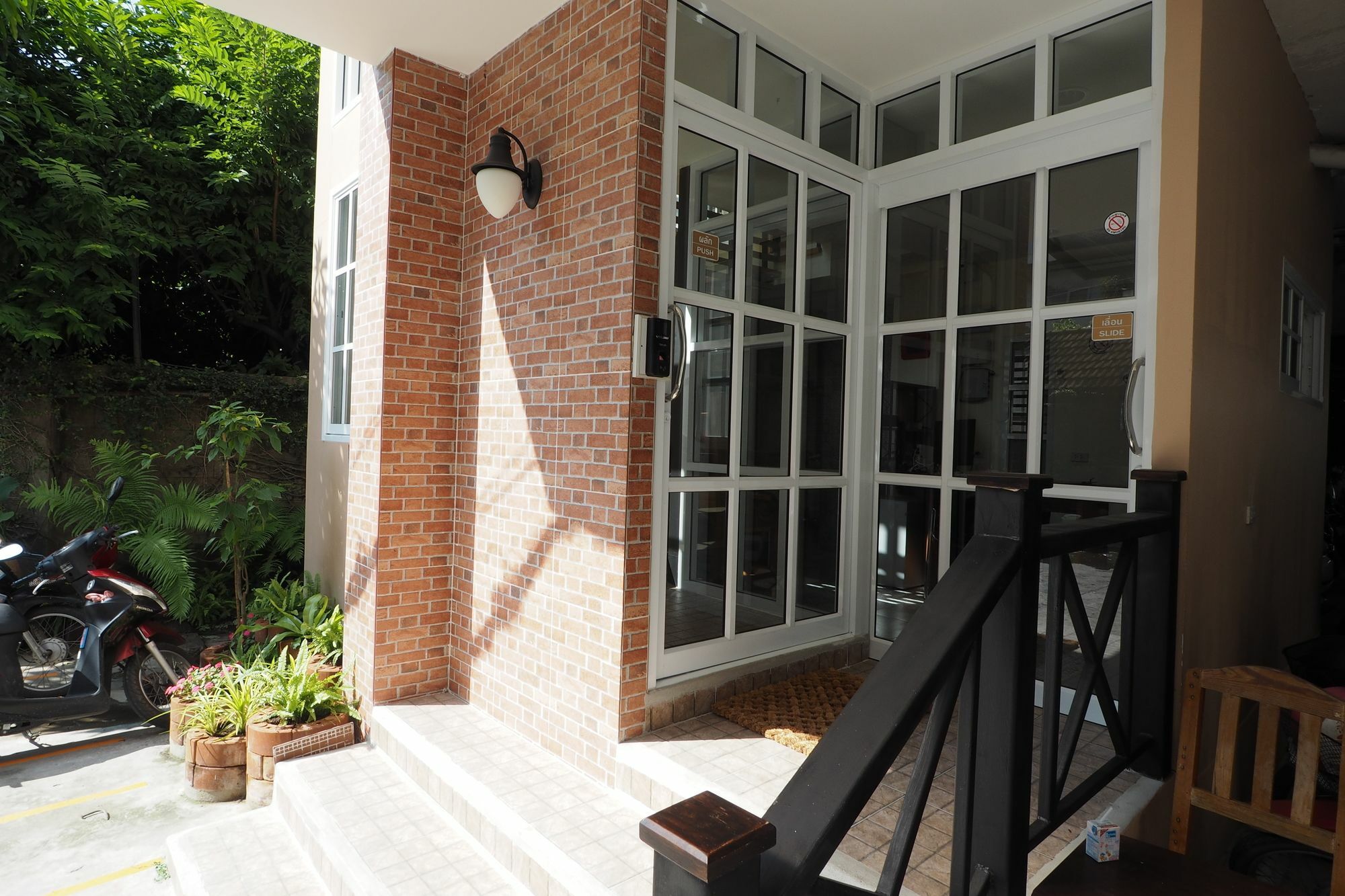 Just Sleep @Box Hostel Chiang Mai Buitenkant foto